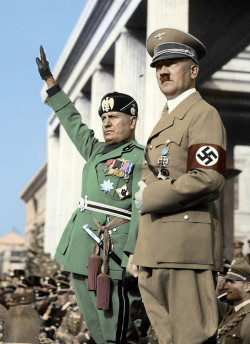 ヒトラーとムッソリーニ 1937年 ベルリン 歴総707 P136 山川 二宮ictライブラリ